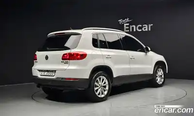 Volkswagen Tiguan 2015 2.0 гидро в Москве № 1424082, миниатюра 2
