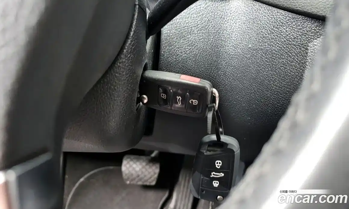 Volkswagen Tiguan 2011 2.0 гидро в Москве № 1424126, фото 18