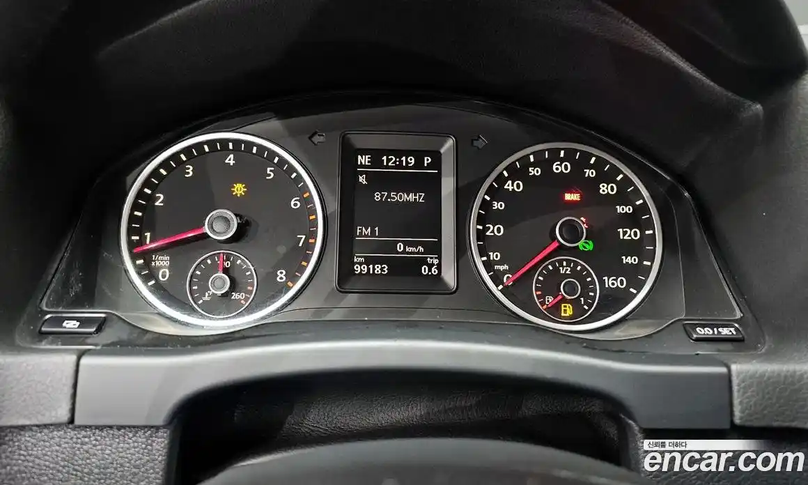 Volkswagen Tiguan 2011 2.0 гидро в Москве № 1424126, фото 8