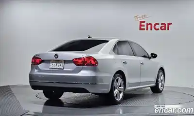 Volkswagen Passat 2013 2.0 гидро в Москве № 1424208, миниатюра 2