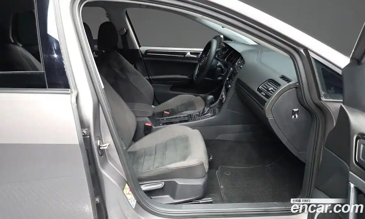 Volkswagen Golf 2013 1.6 гидро в Москве № 1424228, фото 11