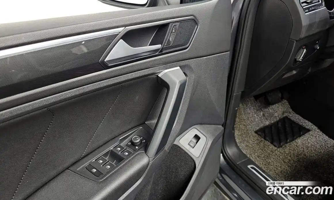 Volkswagen Tiguan 2020 2.0 гидро в Москве № 1424261, фото 13