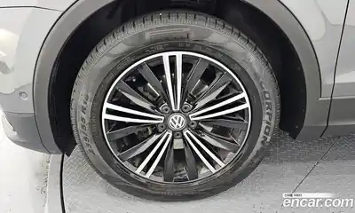 Volkswagen Tiguan 2020 2.0 гидро в Москве № 1424261, миниатюра 5