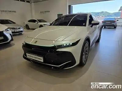 Toyota Crown 2.5 4WD Hybrid