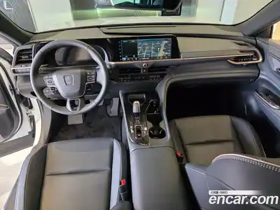 Toyota Crown 2025 2.5 вариатор в Москве № 1424545, миниатюра 7