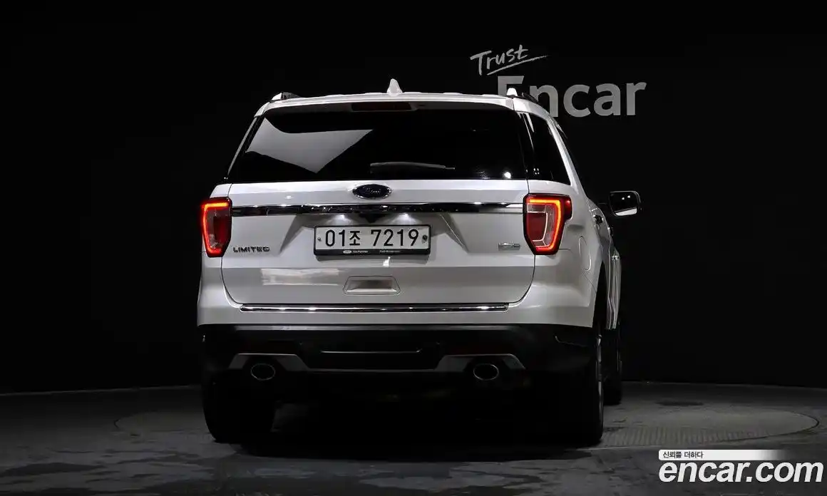 Ford Explorer 2018 2.3 гидро в Москве № 1424704, фото 4