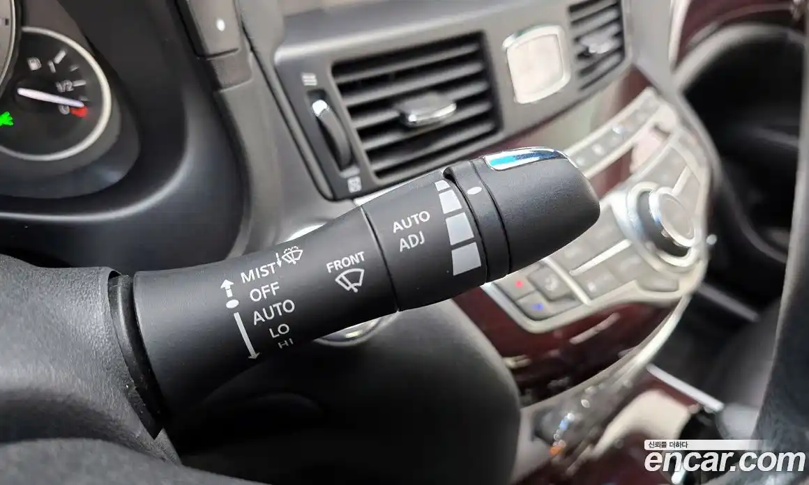 Infiniti M 2013 3.7 гидро в Москве № 1424758, фото 16