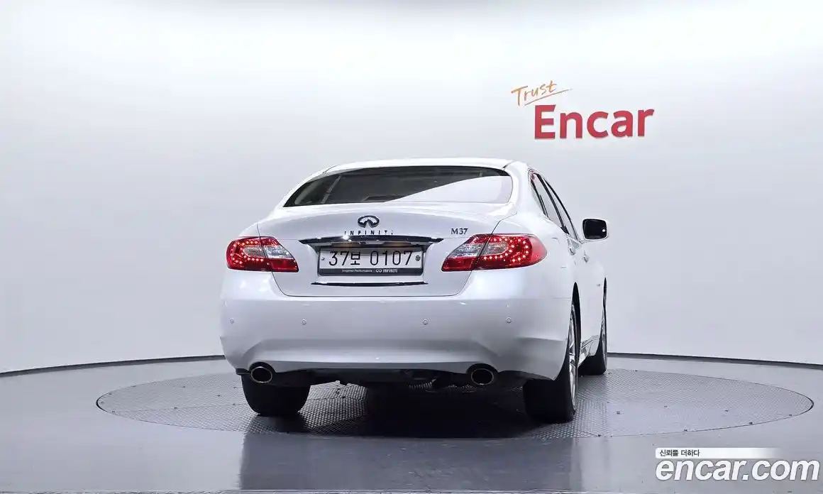 Infiniti M 2013 3.7 гидро в Москве № 1424758, фото 4