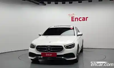 Mercedes-Benz E-Class 2021 2.0 гидро в Москве, миниатюра 3