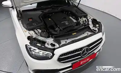 Mercedes-Benz E-Class 2021 2.0 гидро в Москве, миниатюра 6
