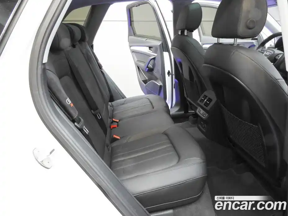 Audi Q5 2021 2.0 гидро в Москве № 164059, фото 17