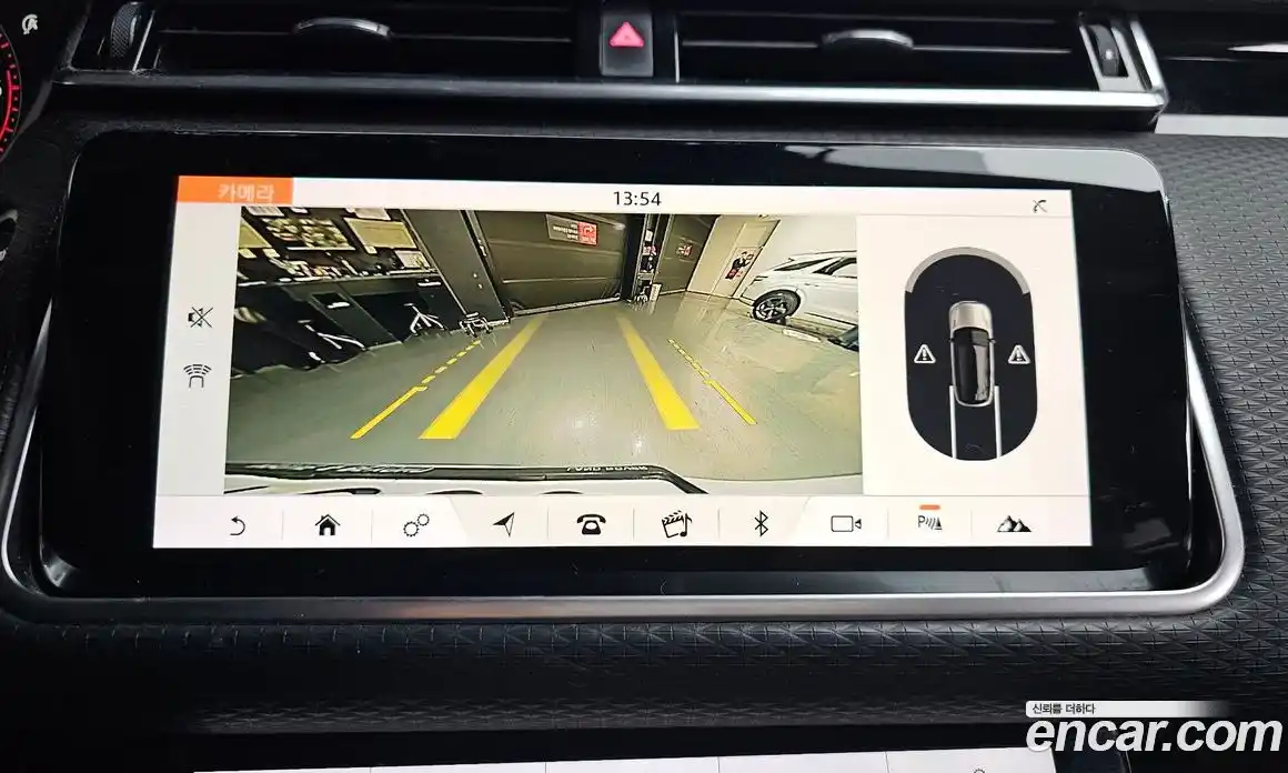 Land Rover Range-Rover Velar 2018 2.0 гидро в Москве № 166388, фото 15