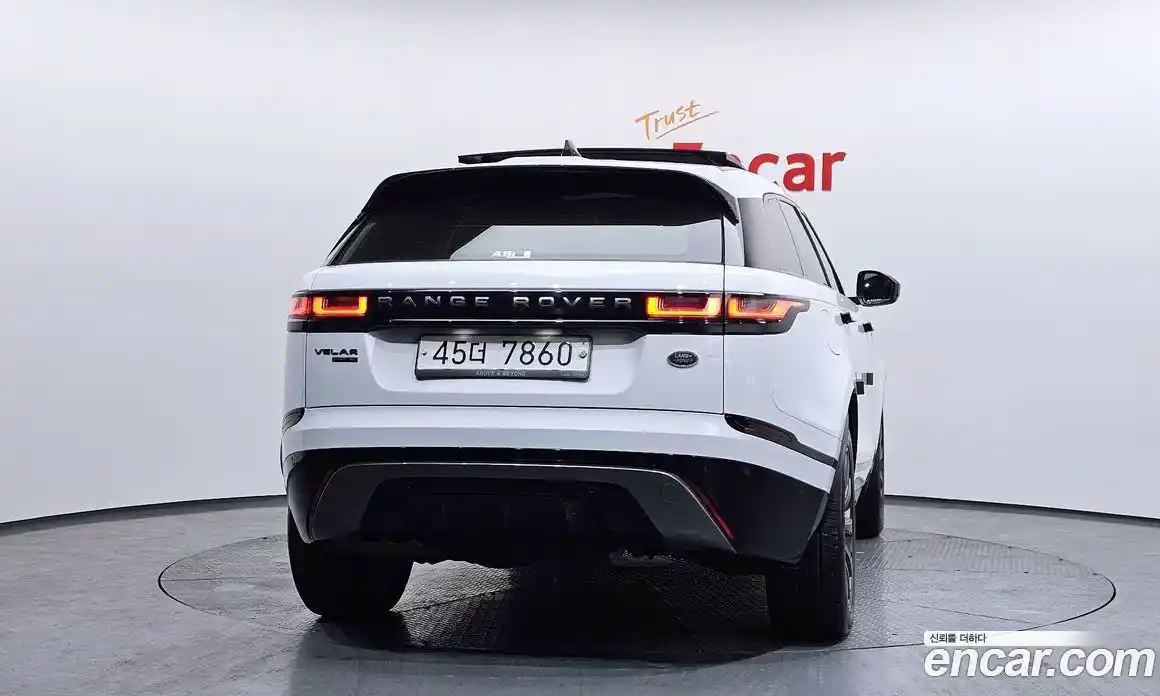 Land Rover Range-Rover Velar 2018 2.0 гидро в Москве № 166388, фото 4