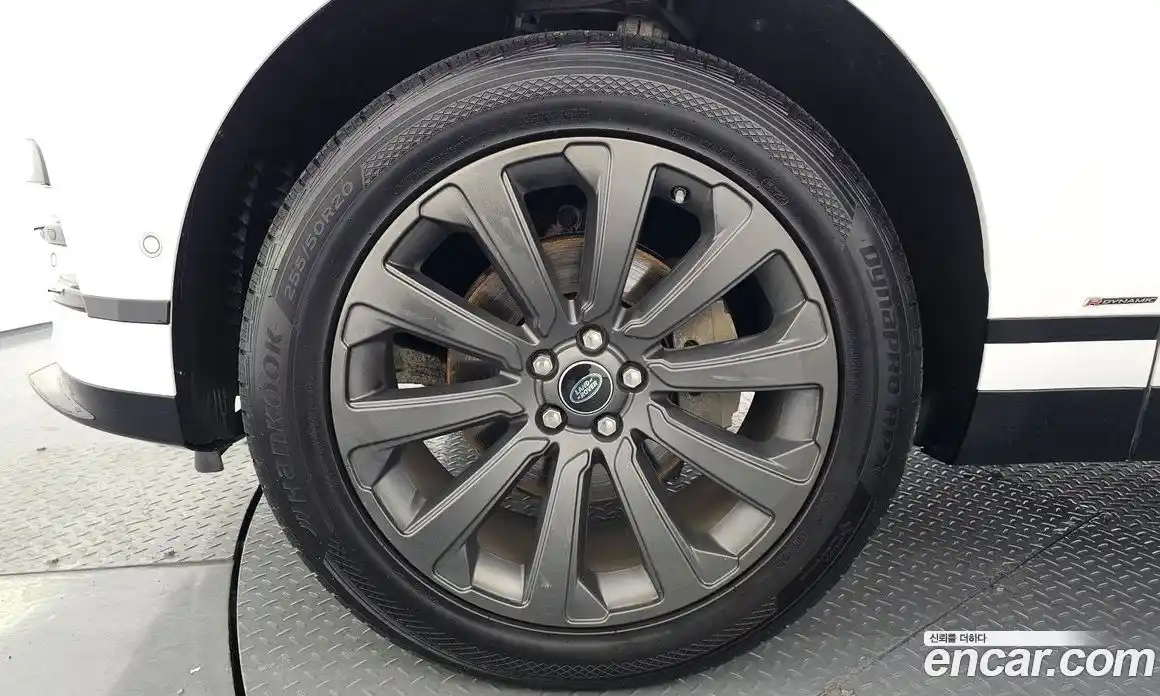 Land Rover Range-Rover Velar 2018 2.0 гидро в Москве № 166388, фото 5