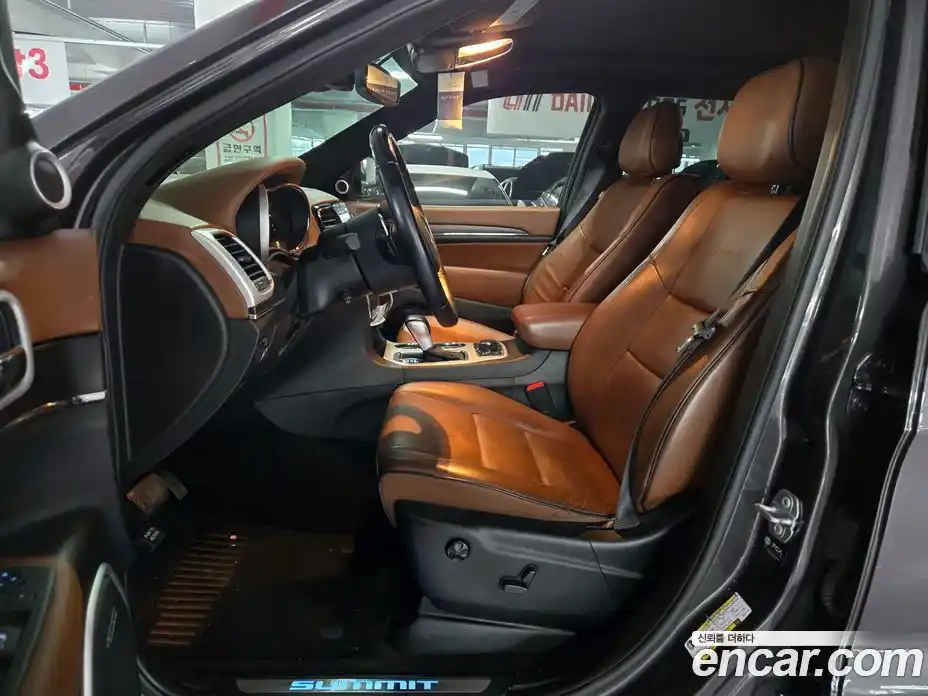 Jeep Cherokee 2021 3.6 гидро в Москве № 170046, фото 7