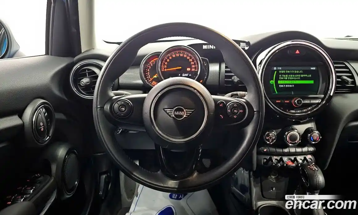 Mini Cooper 2019 1.5 гидро в Москве № 180204, фото 13