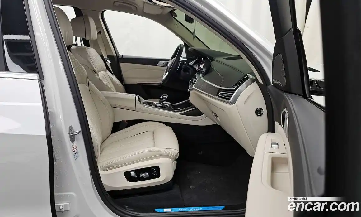 BMW X7 2020 3.0 гидро в Москве № 187383, фото 11