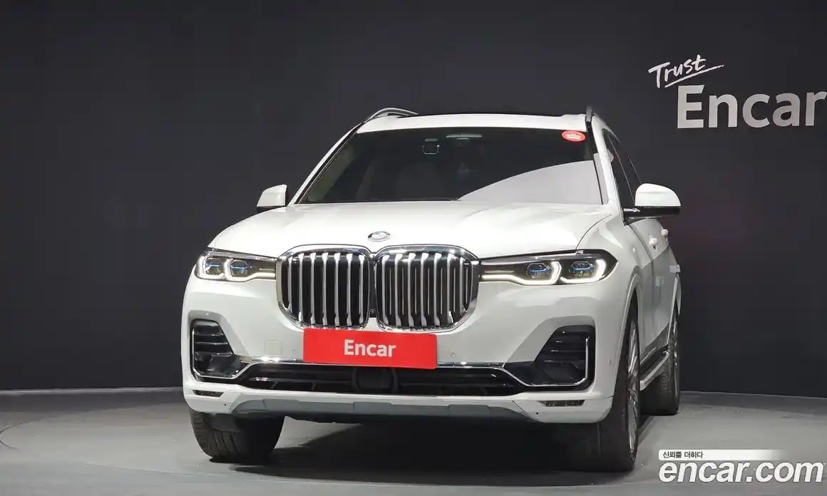 BMW X7 2020 3.0 гидро в Москве № 187383, фото 3