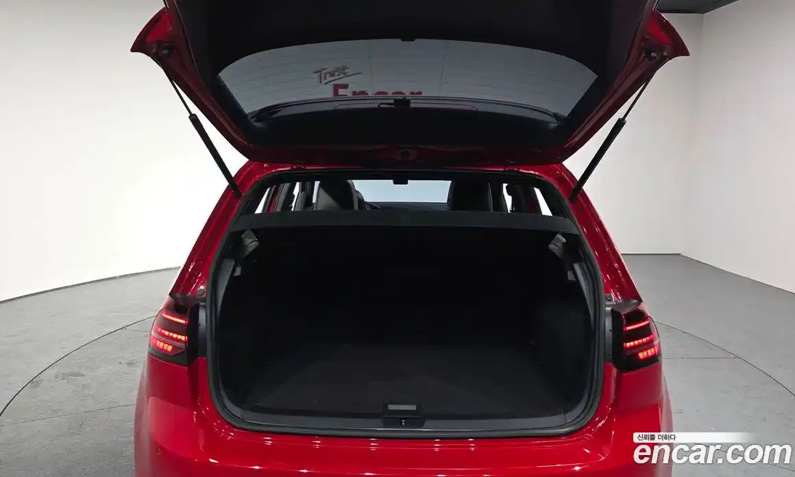 Volkswagen Golf 2014 2.0 гидро в Москве № 215290, фото 16