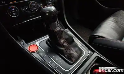 Volkswagen Golf 2014 2.0 гидро в Москве № 215290, миниатюра 9