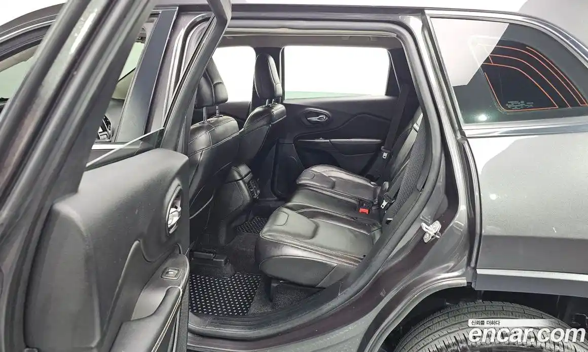 Jeep Cherokee 2014 2.0 гидро в Москве № 232688, фото 11