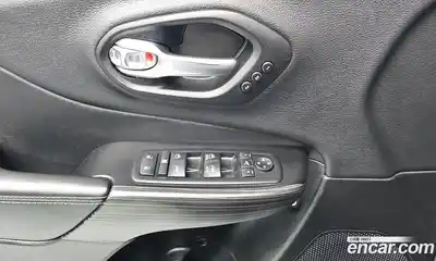 Jeep Cherokee 2014 2.0 гидро в Москве № 232688, миниатюра 12