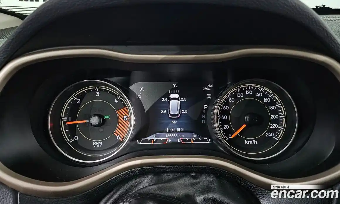 Jeep Cherokee 2014 2.0 гидро в Москве № 232688, фото 8