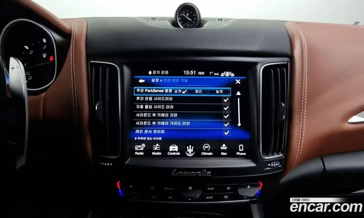 Maserati Levante 2018 3.0 гидро в Москве № 255955, фото 17