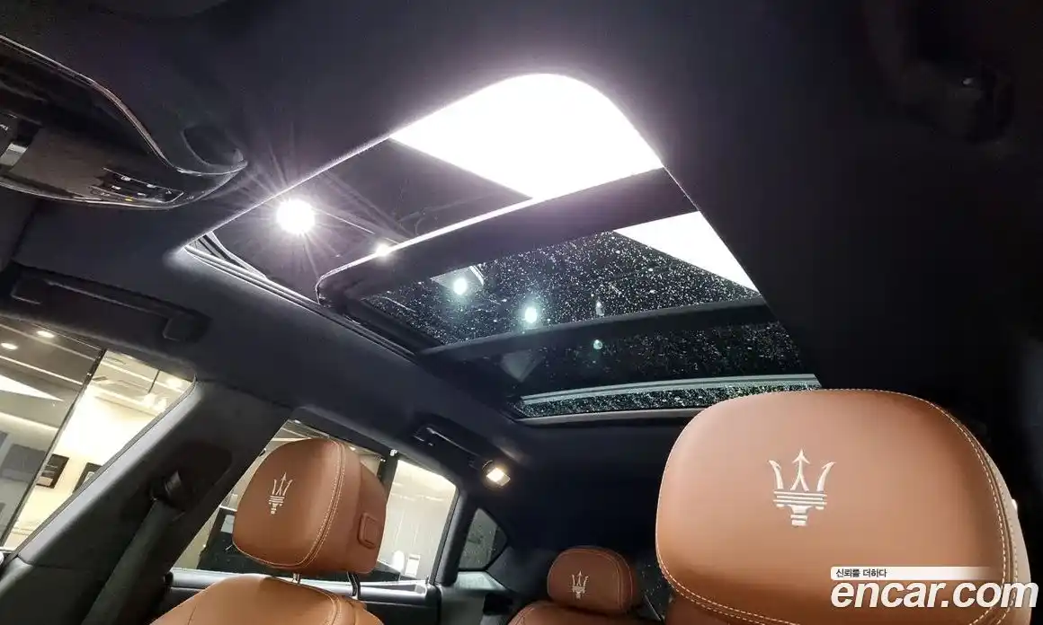 Maserati Levante 2018 3.0 гидро в Москве № 255955, фото 19