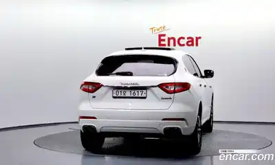 Maserati Levante 2018 3.0 гидро в Москве № 255955, миниатюра 4