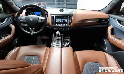 Maserati Levante 2018 3.0 гидро в Москве № 255955, миниатюра 7