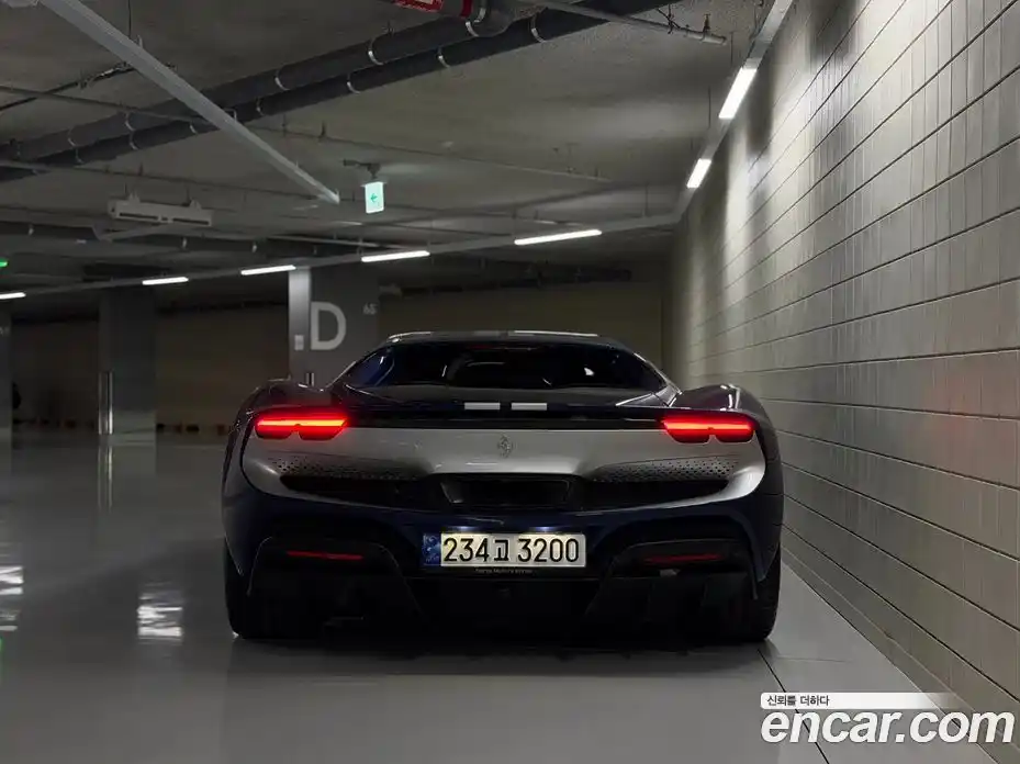 Ferrari 296 2023 3.0 гидро в Москве № 336409, фото 4