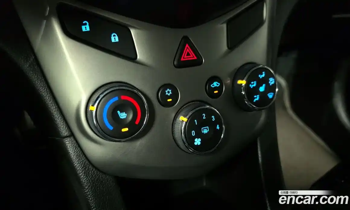 Chevrolet Aveo 2014 1.6 гидро в Москве № 105924, фото 18