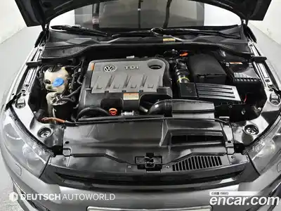 Volkswagen Scirocco 2013 2.0 гидро в Москве № 1198265, миниатюра 6