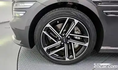 Genesis G80 2024 2.5 гидро в Москве, миниатюра 5
