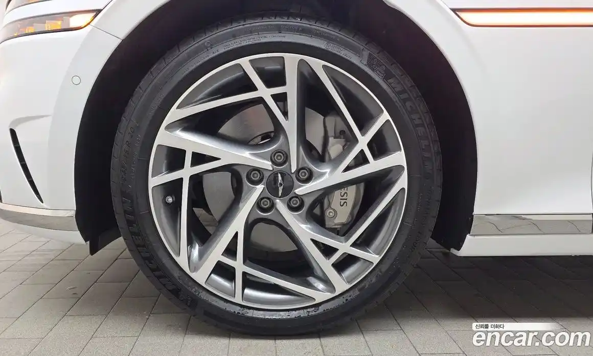 Genesis G90 2025 3.5 гидро в Москве № 1399655, фото 5