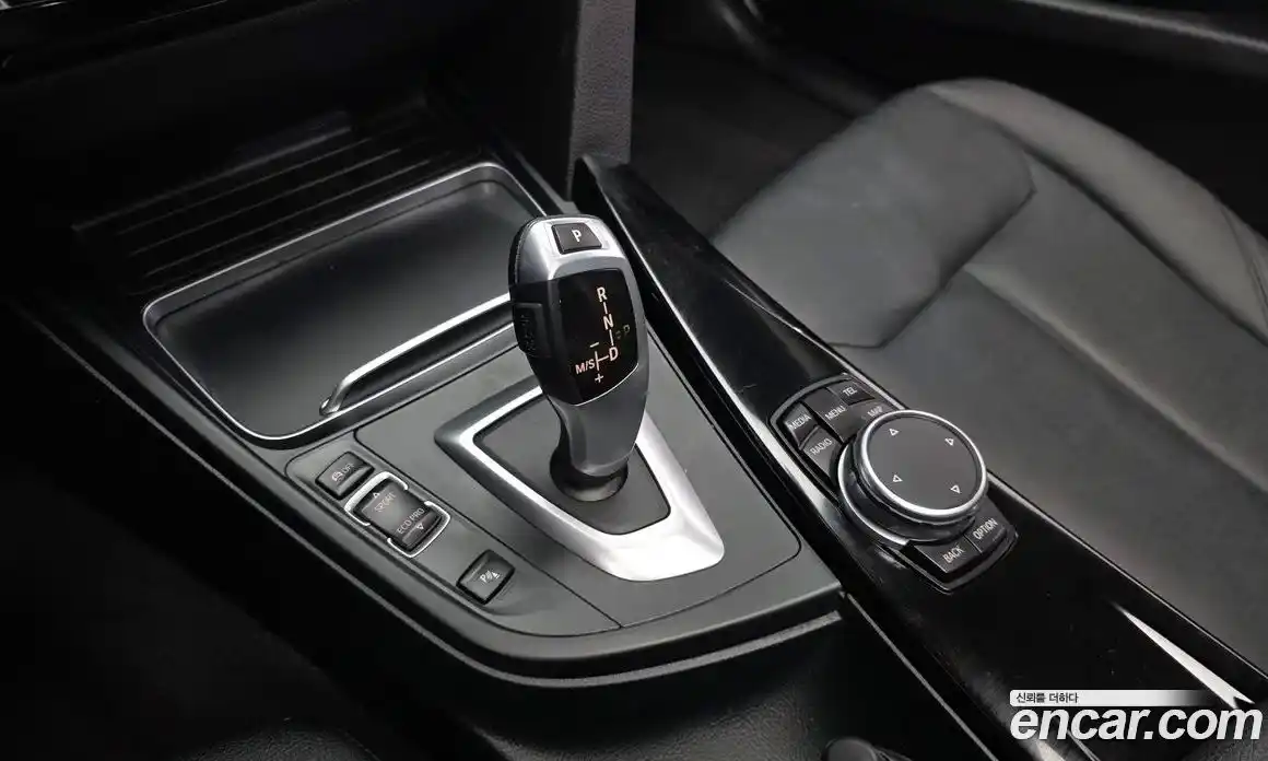 BMW 3-Series 2016 2.0 гидро в Москве № 1402644, фото 9