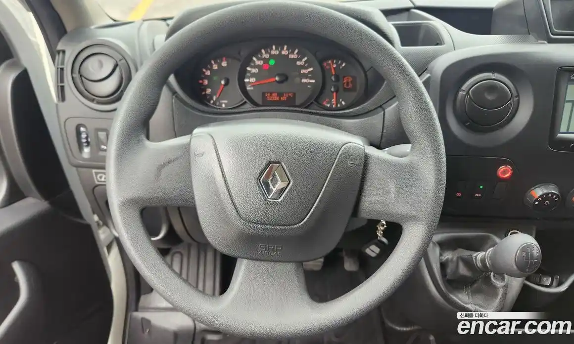 Renault Master 2019 2.3 механика в Москве № 1403003, фото 15