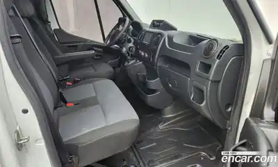 Renault Master 2019 2.3 механика в Москве № 1403003, миниатюра 10