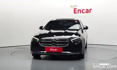 Mercedes-Benz E-Class 2023 2.0 гидро в Москве № 1403296, миниатюра 3