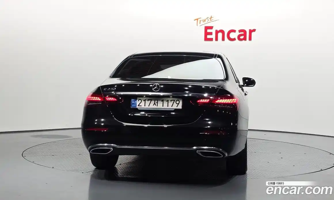 Mercedes-Benz E-Class 2023 2.0 гидро в Москве № 1403296, фото 4