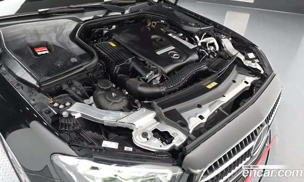 Mercedes-Benz E-Class 2023 2.0 гидро в Москве № 1403296, фото 6