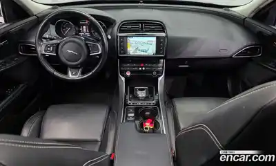 Jaguar XE 2016 2.0 гидро в Москве № 1403866, миниатюра 7