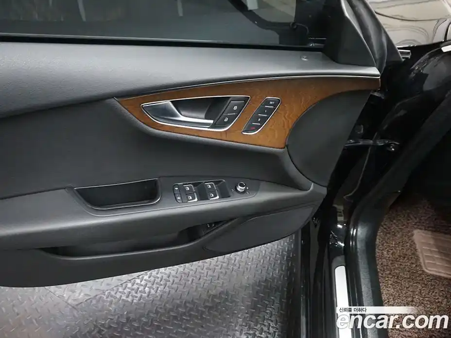 Audi A7 2014 3.0 гидро в Москве № 1404560, фото 18