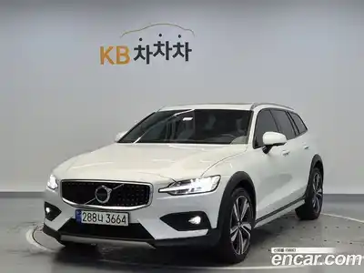 Volvo V60, 2021