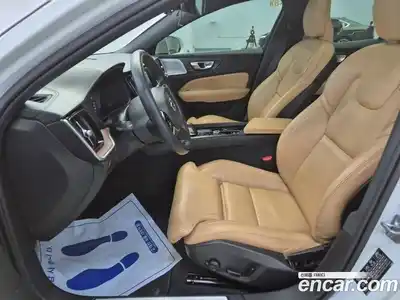 Volvo V60 2021 2.0 гидро в Москве № 1404585, миниатюра 11