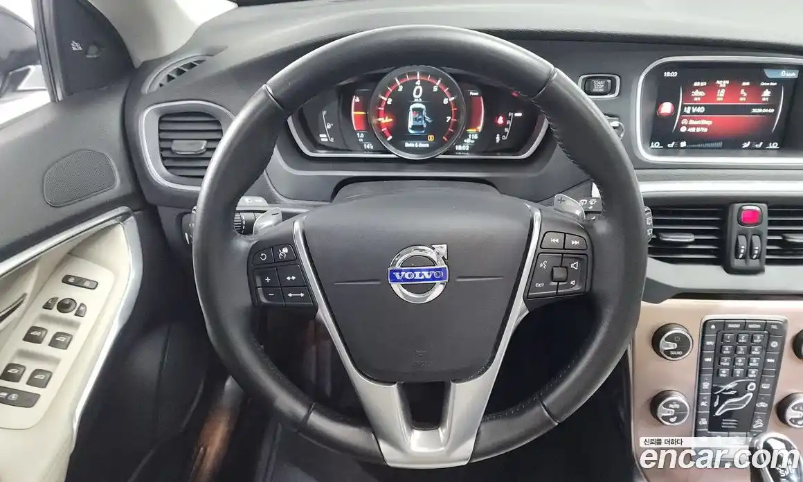 Volvo V40 2016 2.0 гидро в Москве № 1404641, фото 13