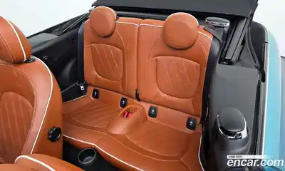 Mini Cooper Convertible 2016 2.0 гидро в Москве № 1405214, миниатюра 11