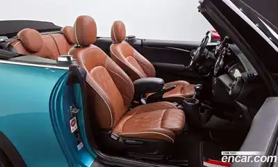Mini Cooper Convertible 2016 2.0 гидро в Москве № 1405214, миниатюра 12