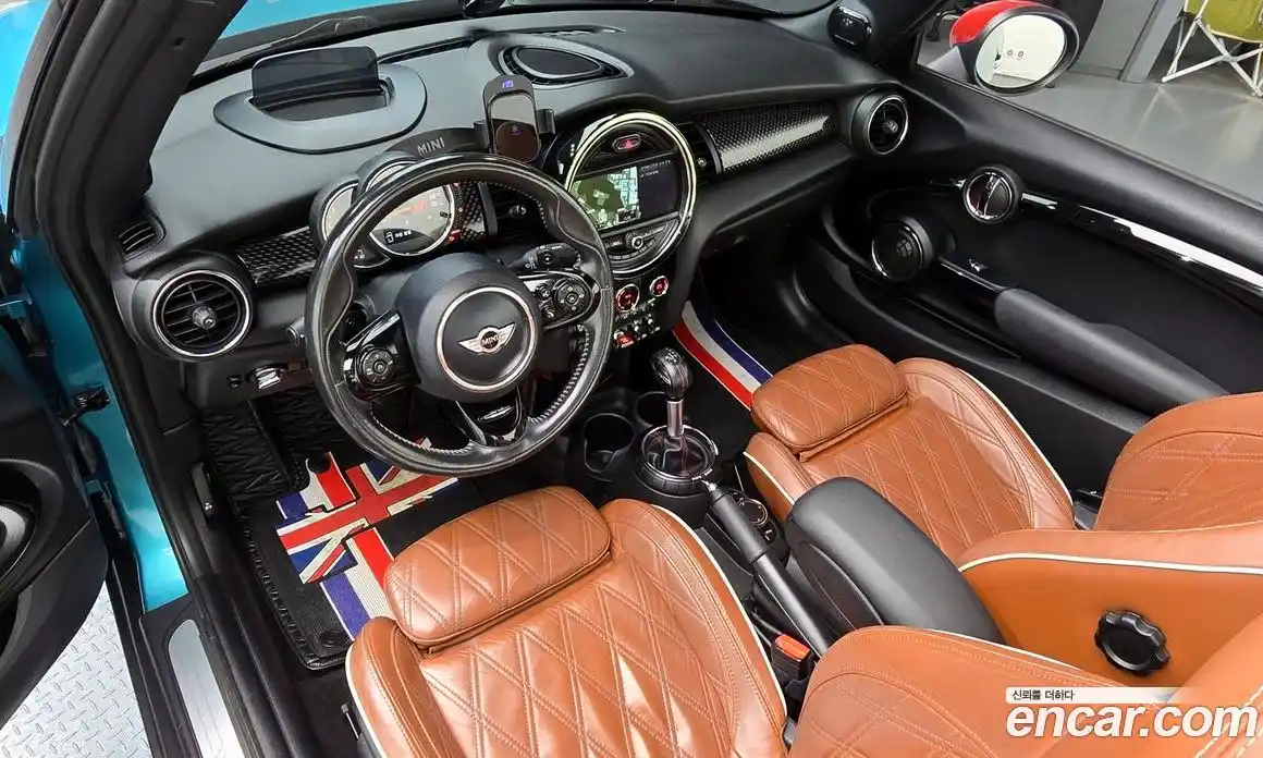 Mini Cooper Convertible 2016 2.0 гидро в Москве № 1405214, фото 7